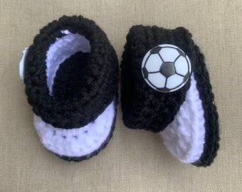 Botitas de fútbol de crochet para recién nacidos, regalo para baby shower, zapatos de fútbol de crochet para bebé, botines de niña, zapatos de niño recién nacido, botines de crochet para recién nacidos