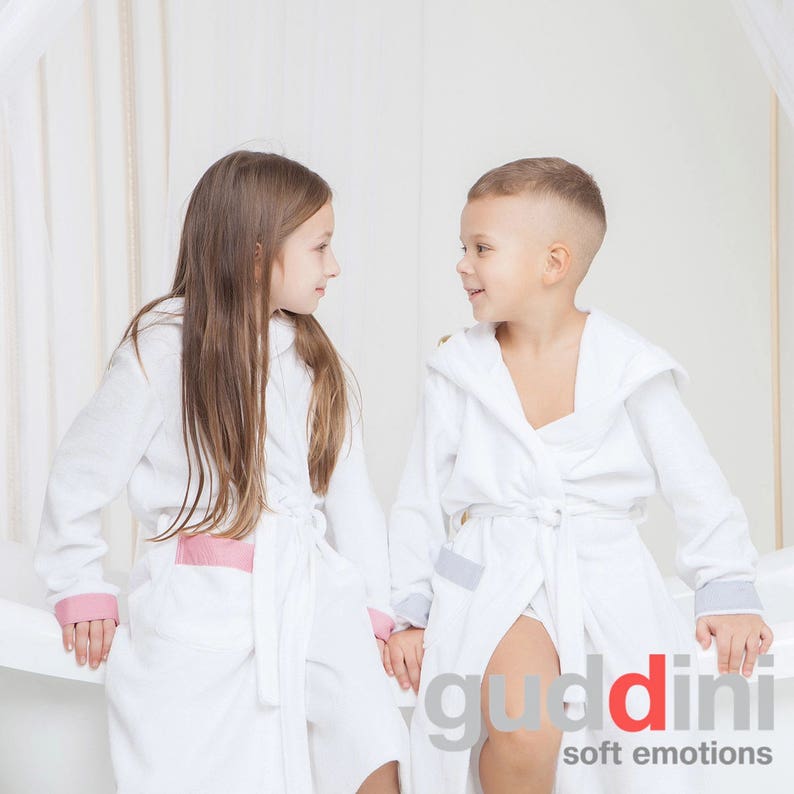 Kidsbathrobesrobeboybathrobepersonalizedchildrenbeachhooded