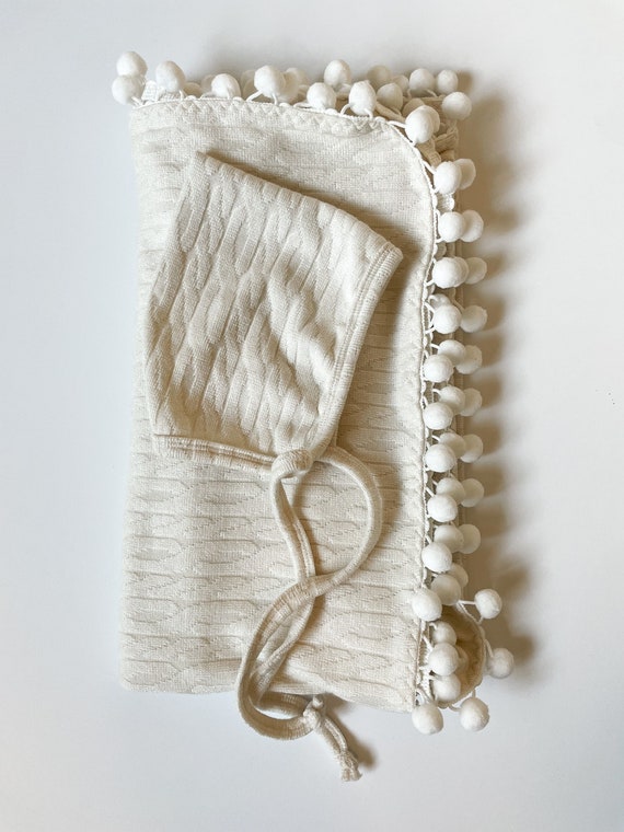 Knit Blanket How To Make A Pom Pom Baby Blanket Pompom Blanket MadeMe