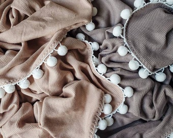 Mini waffle soft pompom blanket