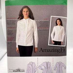 Simplicity 2339 Misses Tailored, Button Front Blouse with Optional Ruffles and Long Sleeves. Sizes 6 - 14 Uncut FF