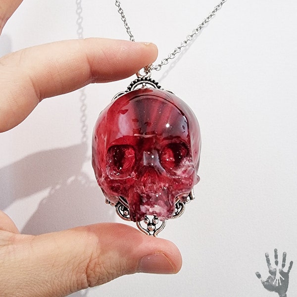 Skull necklace, gothic necklace, oddities jewelry, macabre jewelry, gothic gift, victorian jewelry