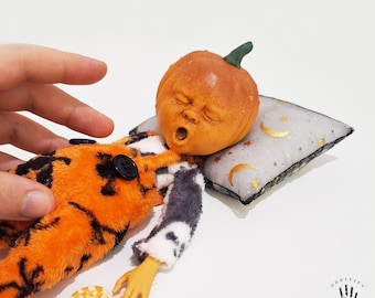 OOAK Art Doll Gothic Handmade – Creepy Pumpkin Doll, Dark Fantasy Collectible Sculpture