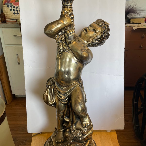 Hollywood Regency Vintage RARE Cherub table lamp