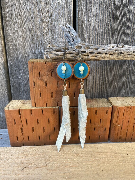 Blue Wood Turquoise Leather Fringe Earrings, Natural  display picture 1