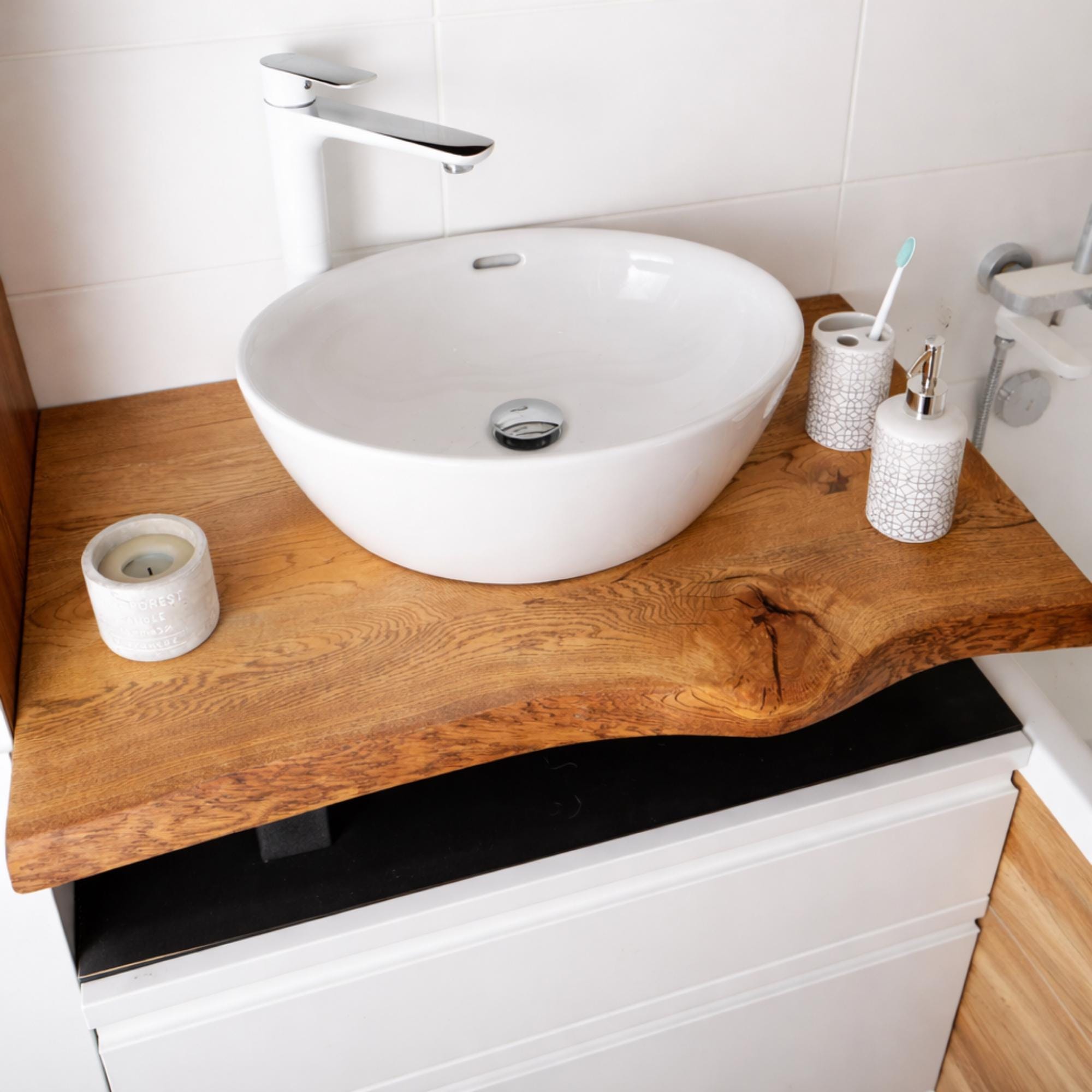 houten badkamermeubel 120cm met kraangat. Eikenlook met 1 lade houten badkamermeubel 120cm met kraangat. Eikenlook met 1 lade