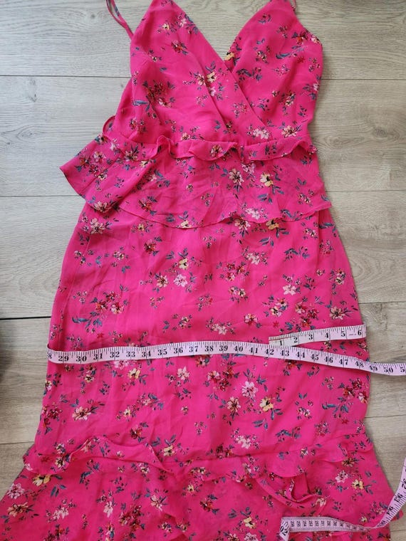 lulus pink floral dress | Light Sleeveless Tiered Midi | Womens | Large (Available in XL) Lovely Floral Print Dress -