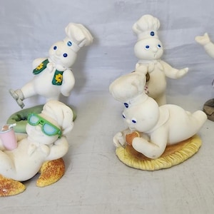 1997 Danbury Mint Pillsbury Doughboy Perpetual Calendar Month Figurines Set of 8