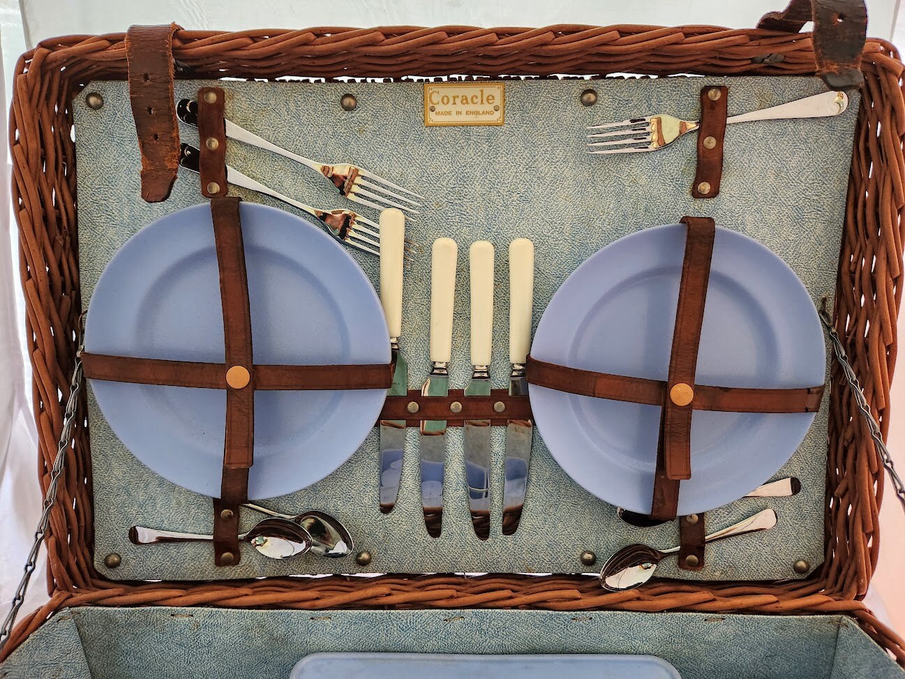 Vintage 1950s Coracle Wicker Picnic Basket 38pc Made in England Leather