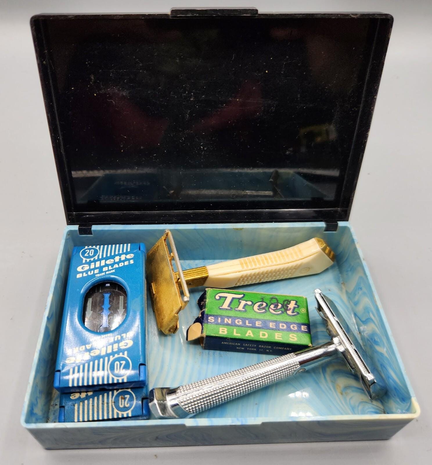 Vintage Gillette Razor Case Set - Etsy