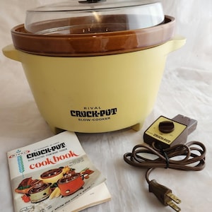 Vintage Rival 4 Qt Crock Pot Slow Cooker Rare Design Almond Brown w/Lid & Cord
