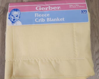 VTG Gerber Baby Lovey Security Crib Soft Blanket Yellow Satin Trim 36x50 Unused