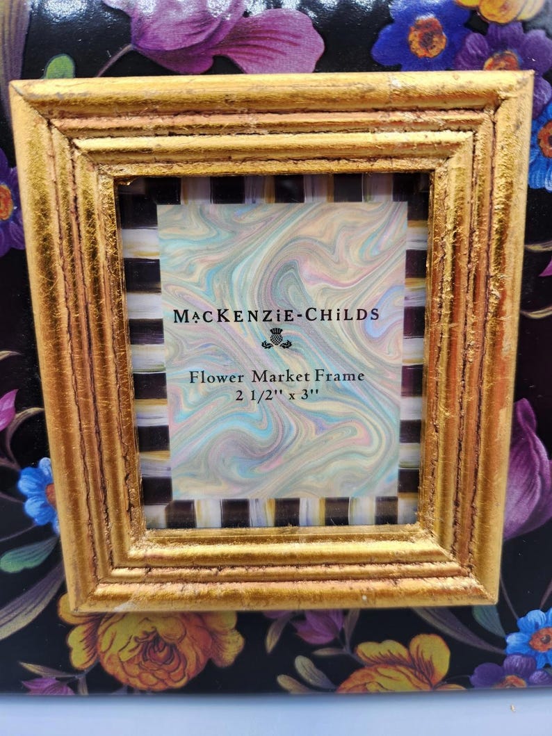 Cadre photo Mackenzie Childs, noir et pourpre, marché aux fleurs, 2,5 x 3 po., cadre 6 x 6 po. image 7