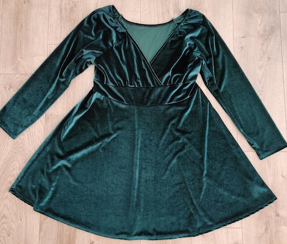 Green Velvet Midi Holiday Baby Doll Dress Long Sleeve Romantic 3XL Whimisigoth Green Velvet Midi Holiday Baby Doll Dress Long Sleeve Romantic 3XL Whimisigoth