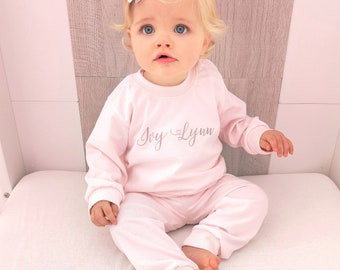 Bébé fille pyjama doux pour enfants personnalisé avec nom maternité cadeau cadeau de naissance pyjama fait main premier costume bébé