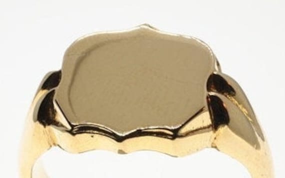 Heavy antique gold signet ring, solid large, chun… - image 4