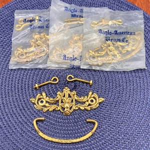 Set of 4 Vintage Solid Brass Ornate Furniture Drawer Pulls