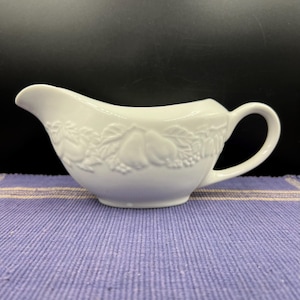 Classic Vintage Embossed White Ironstone Pottery Gravy Server/Boat/Pitcher