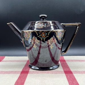 Vintage Japanese Moriage Redware Tea Pot