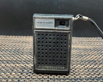 Vintage Working Realistic 6 Transistor Radio