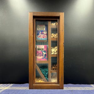 Vintage 1970&#39;s Wall Mount Kellogg&#39;s Cereal Shadow Box