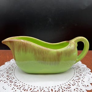 Retro Sleek Green Drip Glaze Gravy Sauce Boat/Pitcher/server