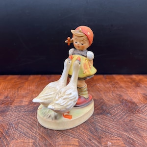 Hummel Figurine Goose Girl 47 3/0 TMK5