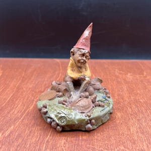 Vintage 1985 Freddy and Turtle Gnome by Tom Clark