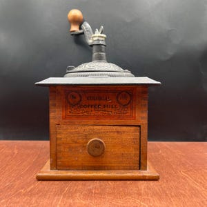 Vintage Colonial Wrightville Hardware Company Wood and Cast Iron Hand Crank Coffee Grinder
