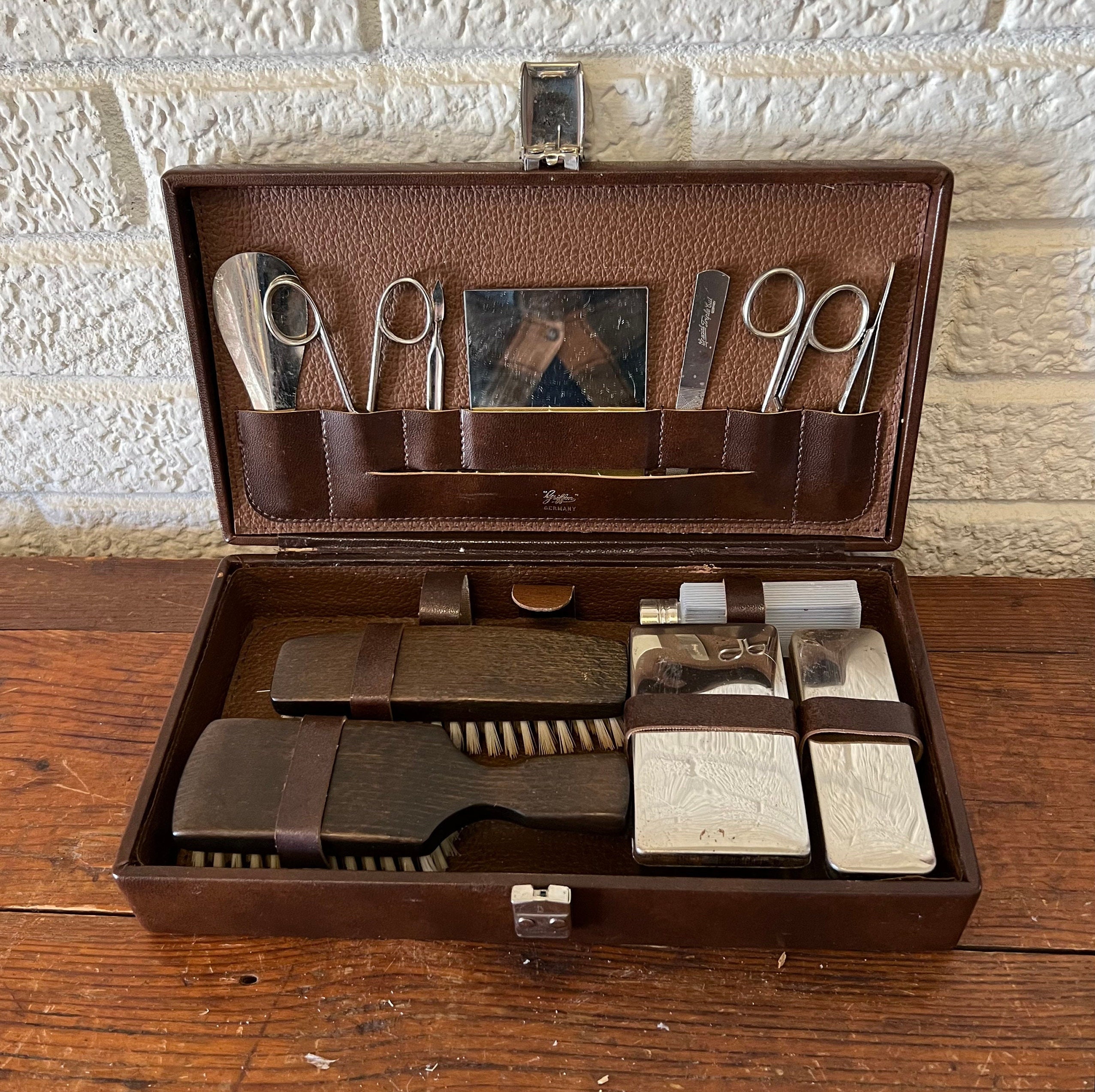 Adorable Vintage Mini Nail Kit for Travel or Purse, Red Leather Snap Purse Manicure  Kit With Mini Tools, Made in Germany E Maussner Solingen 