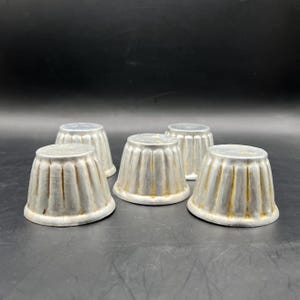 Early 1950&#39;s Set of 5 Fluted Tartlet Baking Tins with Rim