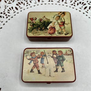 Set of 2 Vintage Victorian Style Mint Candy or Pill Box Tins