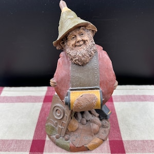 Vintage 1987 Gnome by Tom Clark, Flash