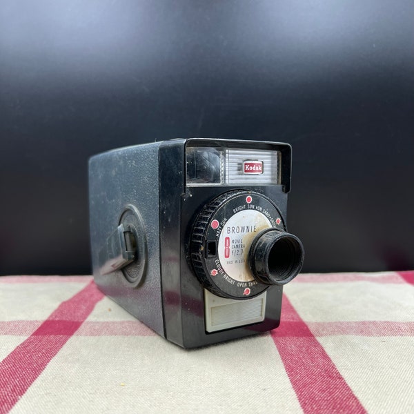 Vintage Kodak Brownie Fun Saver Movie Camera