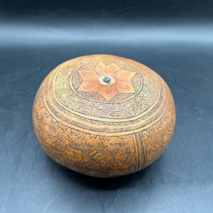 Vintage Peruvian Gourd Hand Carved Folk Art