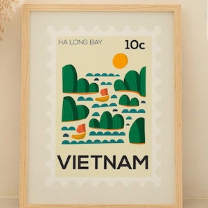 Impresión de la bahía de Ha Long, Vietnam – Póster de viaje estilo sello – Ilustración de la bahía escénica – Arte mural del Sudeste Asiático – Papel mate sostenible