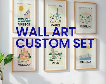 Puede incluir: Un conjunto de seis impresiones artísticas de pared enmarcadas con temática de viajes. Cada impresión presenta una ciudad diferente, como Grecia, París, Berlín, Moscú, Pisa y Bilbao, con un diseño de sello postal. El texto "WALL ART CUSTOM SET" está visible.