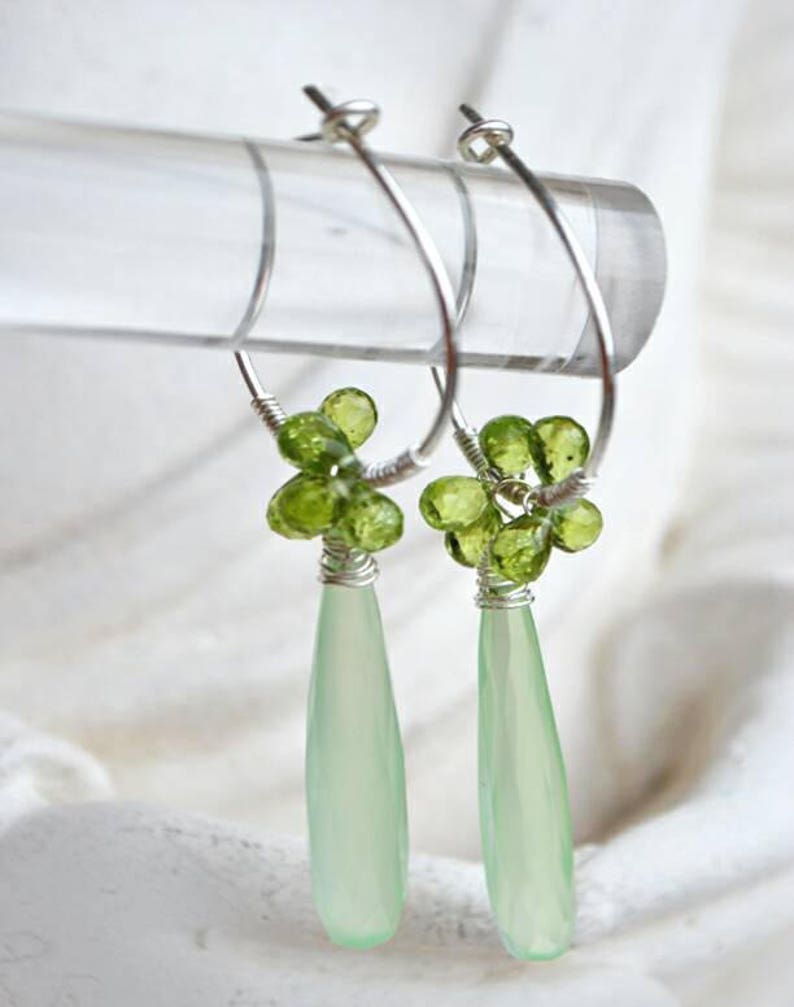 P\u00e9ridot Calc\u00e9doine Silver 925 earrings