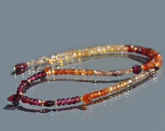 Tunduru-Granat-Saphire-Halskette aus 14-karätigem Gold