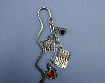 Marcapáginas pequeño para profesores / Adornos de manzana, café y portátil / Regalo para amantes de los libros / Regalo de agradecimiento a los profesores
