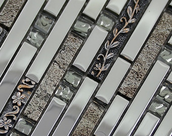 Azulejo de mosaico de vidrio lineal plateado y marrón para salpicadero de cocina