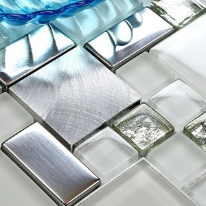 Silver Glass & Aluminum Mosaic Tile Backsplash Modern Metal and Crystal Mixed Wall Tile for Kitchen, Bathroom Shower, Accent Walls