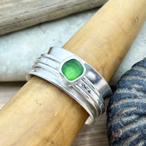 Green Sea Glass Spinner Ring | Sterling Silver Fidget Ring | Isle of Wight Sea Glass | Size L