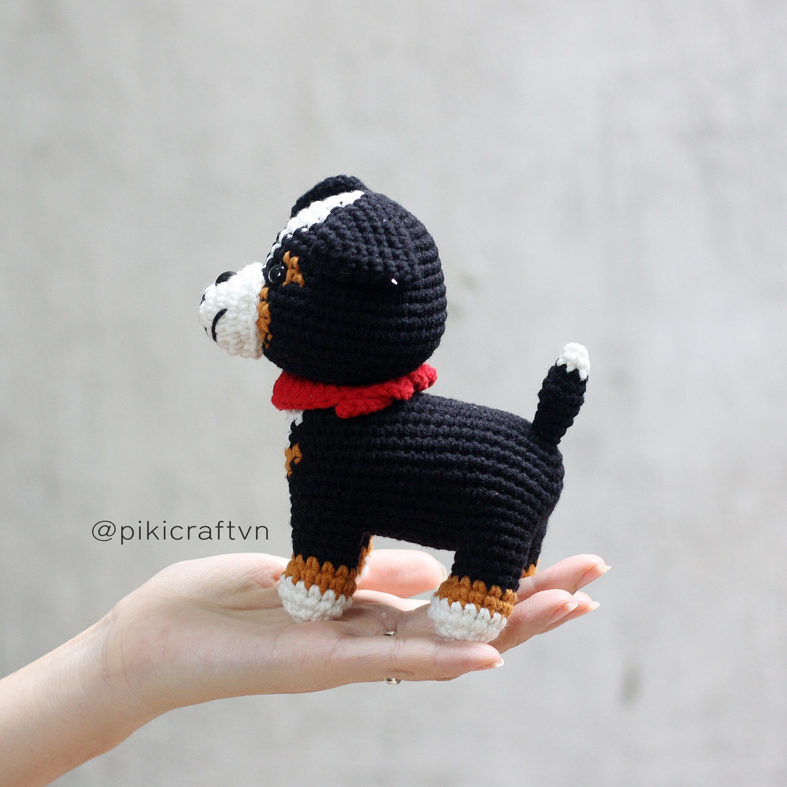 Bailey the Bernese Mountain Dog Amigurumi Crochet Pattern PDF. - Etsy