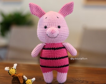 Childhood Pig Amigurumi Crochet Pattern PDF (Bonus Honey Jar & Bee Pattern). Pig Crochet. Crochet Toys Pattern. Instant Download