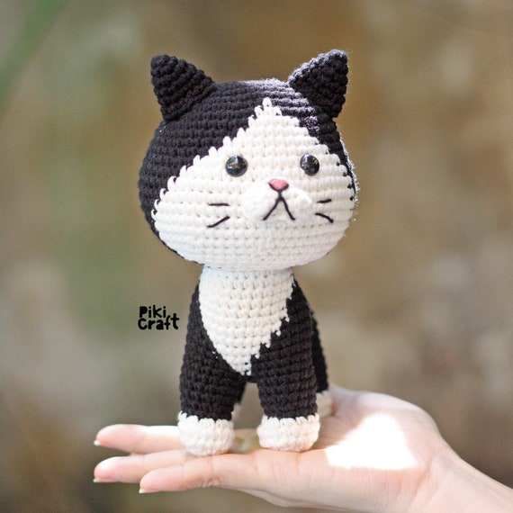 タキシード猫のかぎ針編みパターン：あみぐるみ猫（デジタル