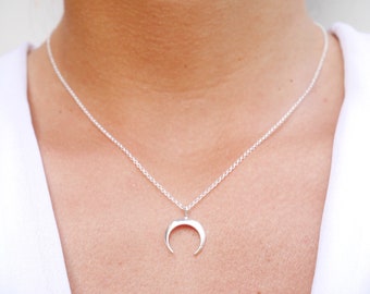 Crescent Silver Moon Necklace - Double Horn Necklace - Sterling Silver Moon Neckalce - boho everyday necklace - bohemian moon necklace