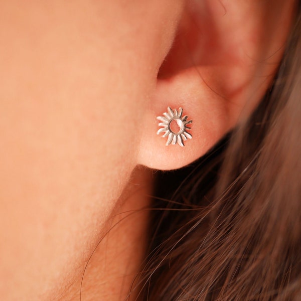 Boucles d'oreille puce - boucles d'oreille soleil - bijoux argent 925 -  Puces d'oreille argent - clou d'oreille soleil - bijoux fillette