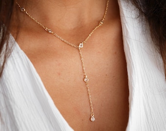 Gold Plated 14 K Lariat necklace Y - Simple Y Necklace - Minimalist lariat necklace - Layered - Transparent Glass Cristal - Long Necklace