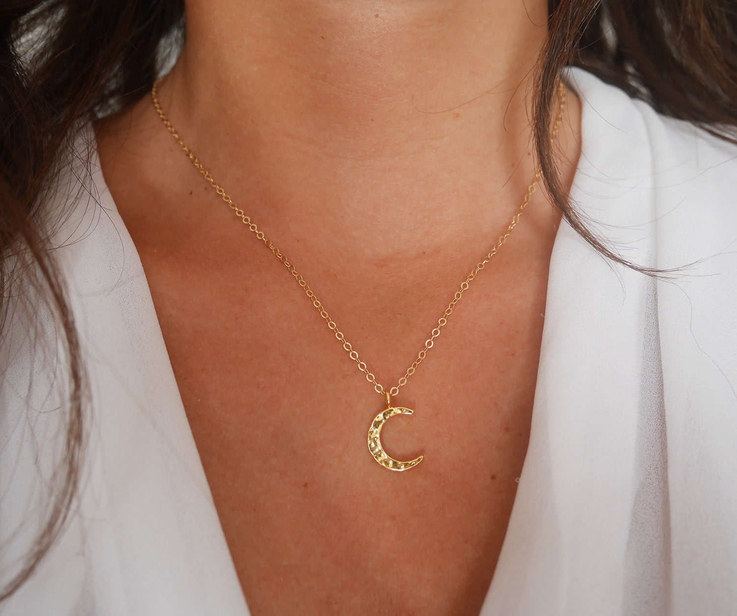 Hammered Gold Crescent Necklace main image 0